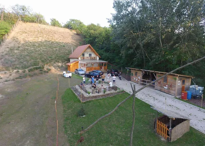 Dom wakacyjny Forest 2024 Lábatlan